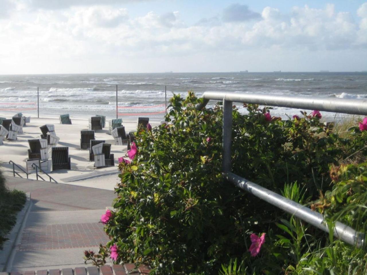 Kleine Charlotte - Traumwohnung Mit Terrasse Fuer 4 Personen Wangerooge Exterior foto