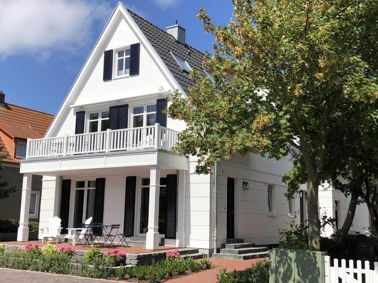 Kleine Charlotte - Traumwohnung Mit Terrasse Fuer 4 Personen Wangerooge Exterior foto